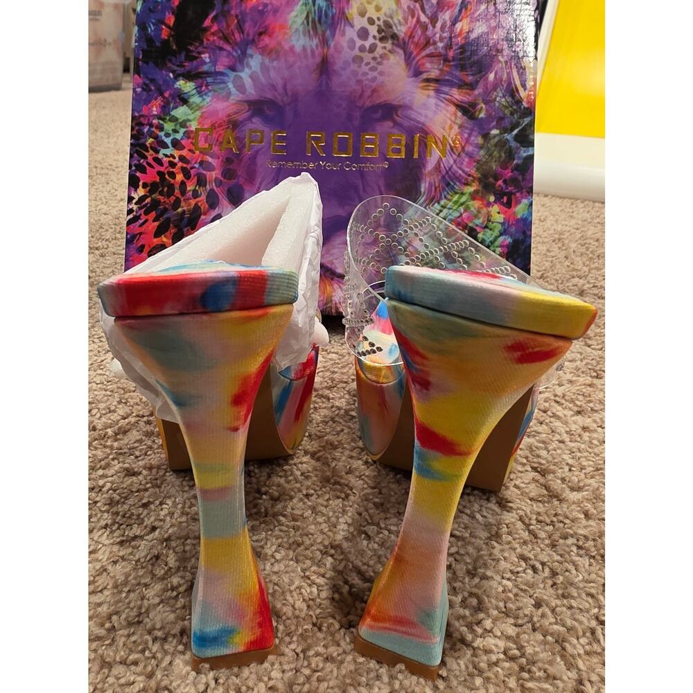 NIB Cape Robbin Rika clear rhinestone-accented straps platform flared heels sz 7 - Picture 6 of 8